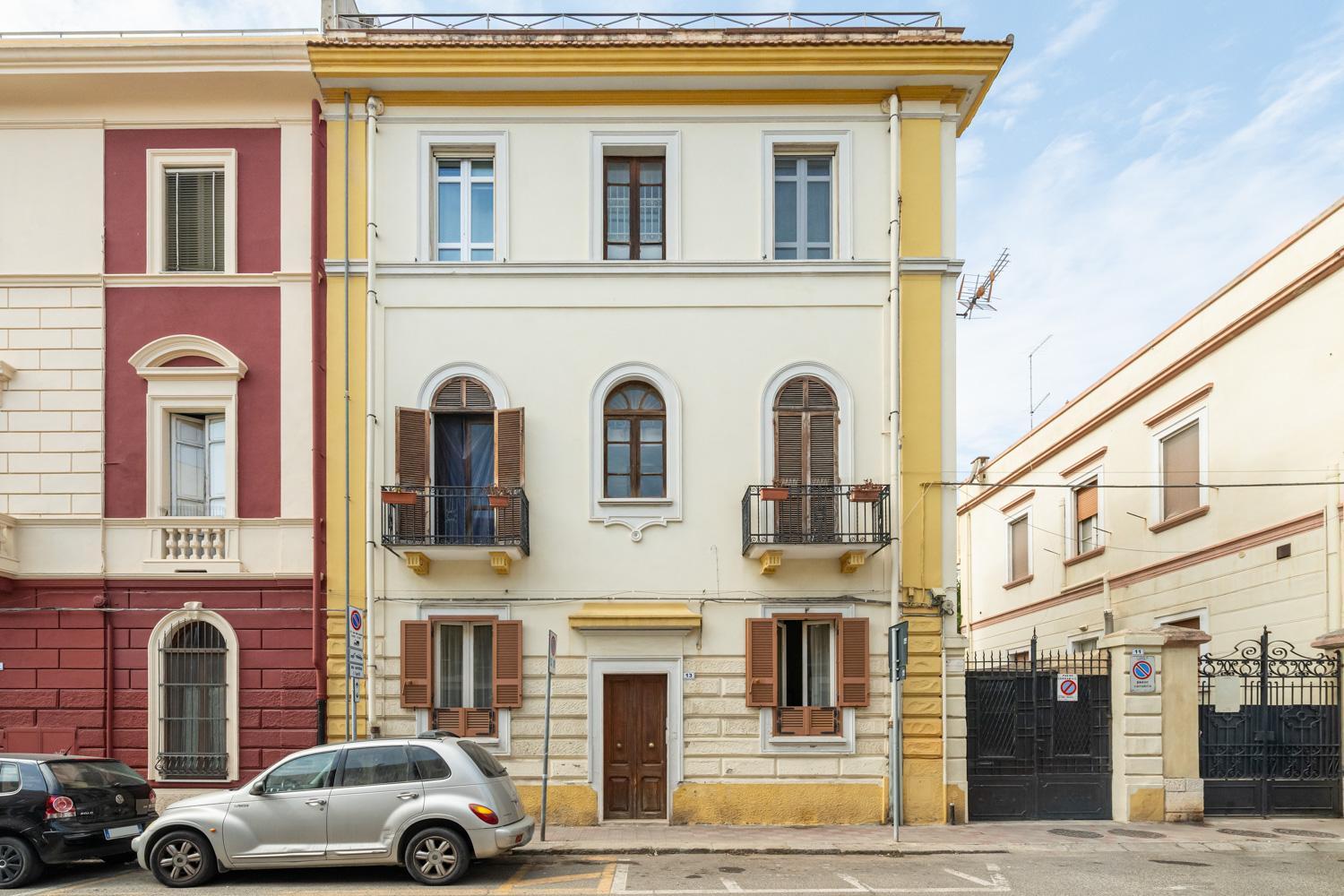 Appartamento Greta House San Benedetto Cagliari Esterno foto